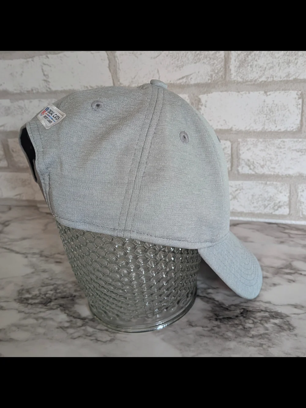 New Era 9FORTY Dallas Cowboys NFL Crucial Catch Intercept Cancer Snapback Hat - Picture 4 of 7